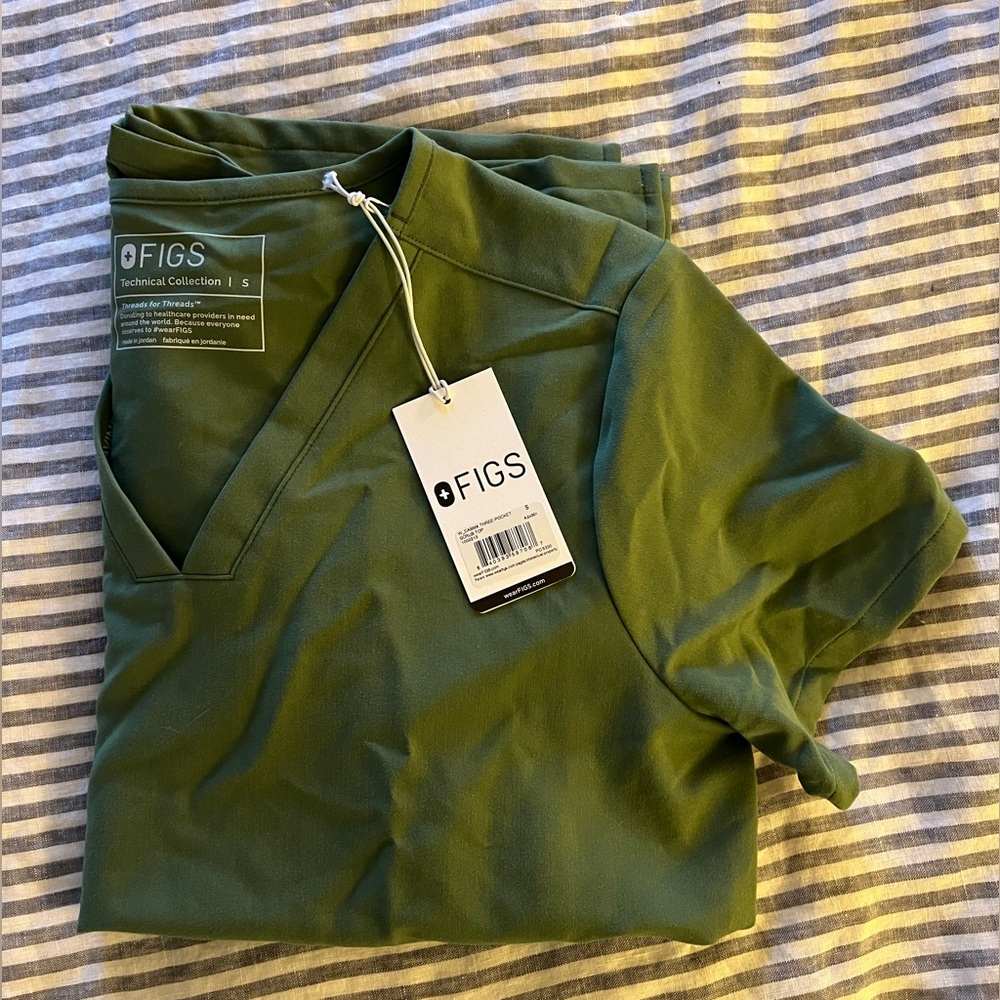 FIGS Casma Scrub Top Fern XS